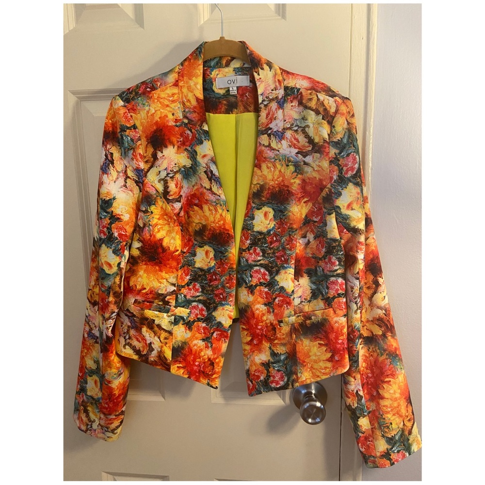 OVI Floral Blazer